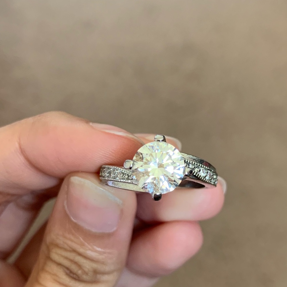 Size 5 women’s ring
